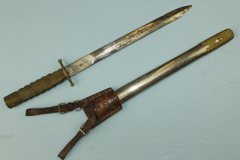 Chinese dagger Republican period 1911 - 1945 issue Military dirk www.swordsantiqueweapons.com