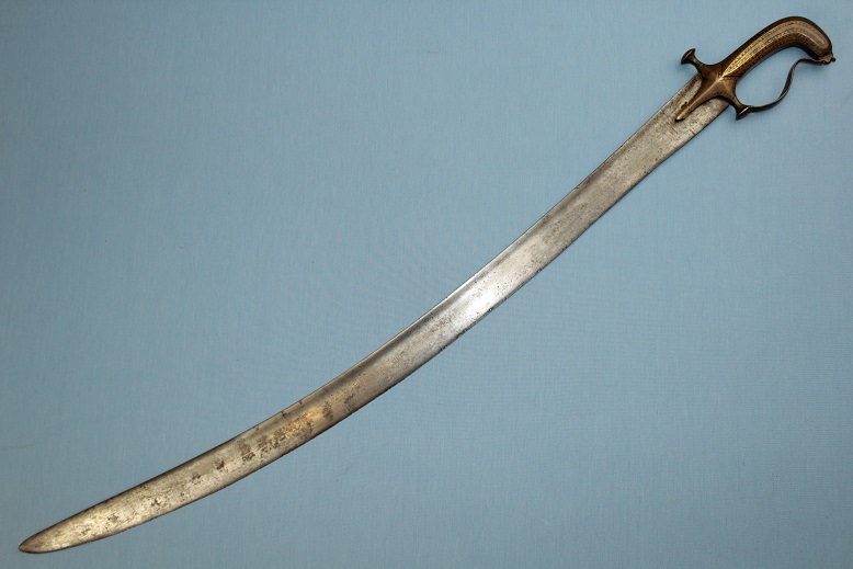Indian sabre rare hilt type 18th century Firanghi www.swordsantiqueweapons.com